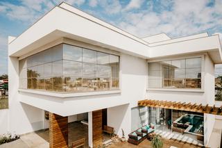 Maison en bois plain-pied : plans, avantages et prix